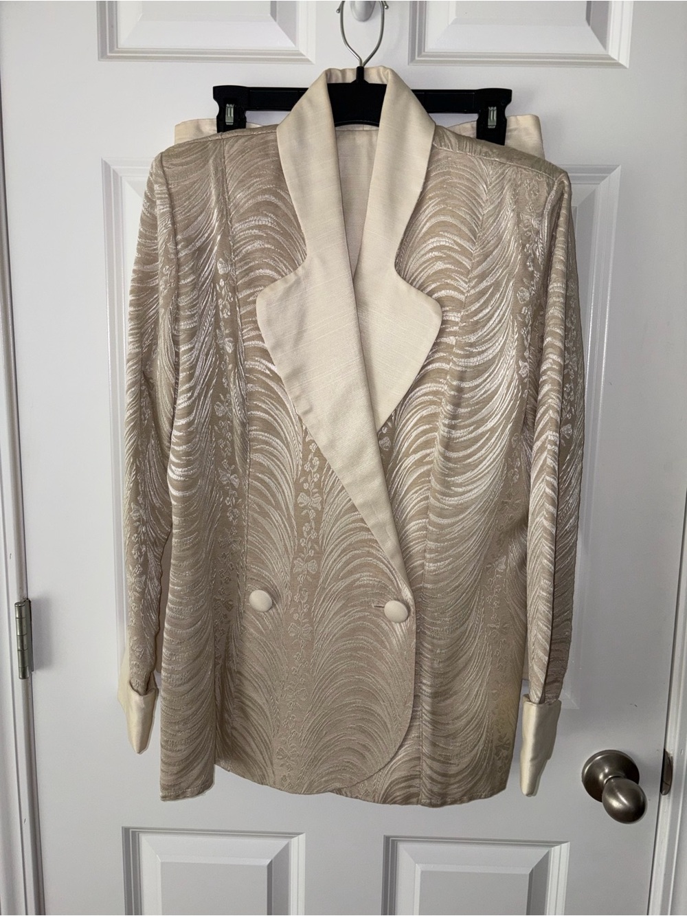 Vintage Women's Cream Satin-Trim Double-Breasted Jacket & Matching Skirt Set